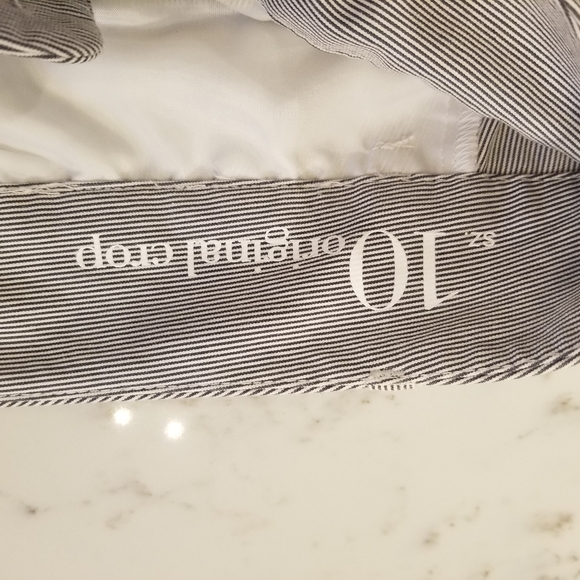 Like New Loft Striped Capris Size 10 - Picture 6 of 8